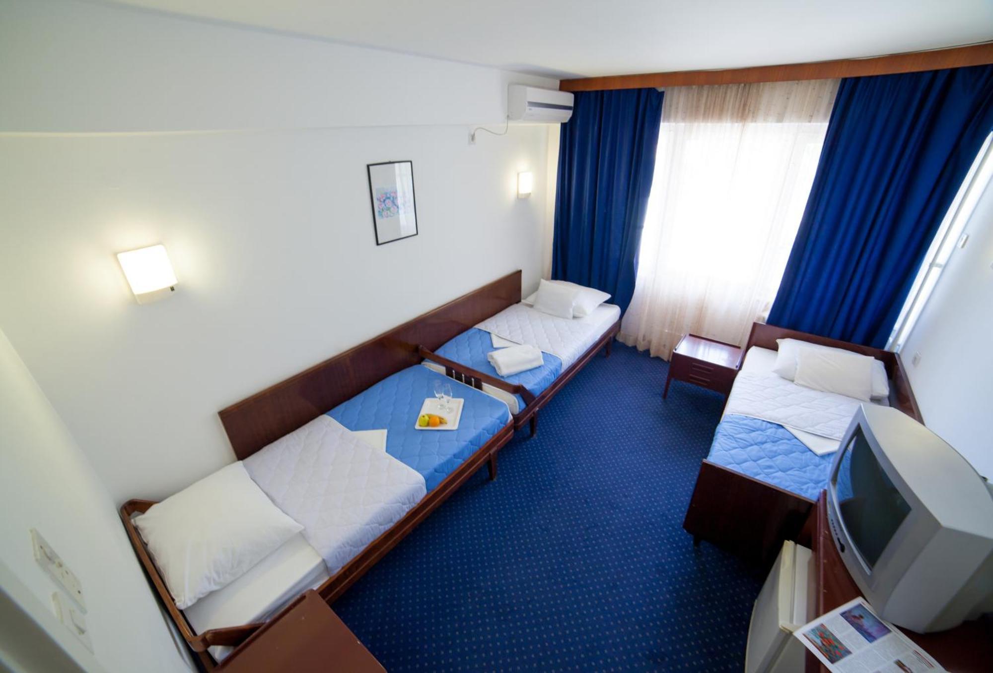 Corpus B - Hotel Albatros อุลซิน ห้อง รูปภาพ